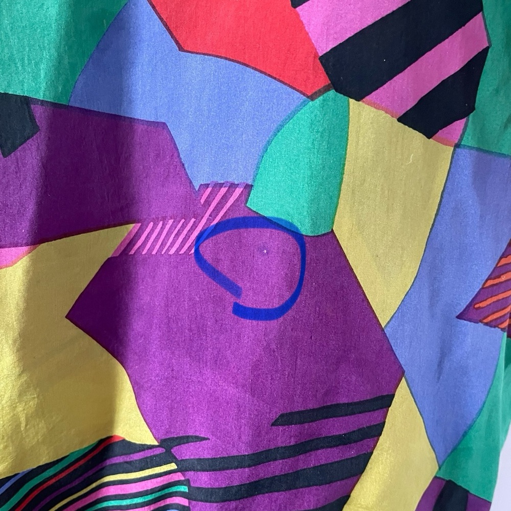 80’s 90’s colorful geometric Barbie-vibes silk blouse - Picture 6 of 7